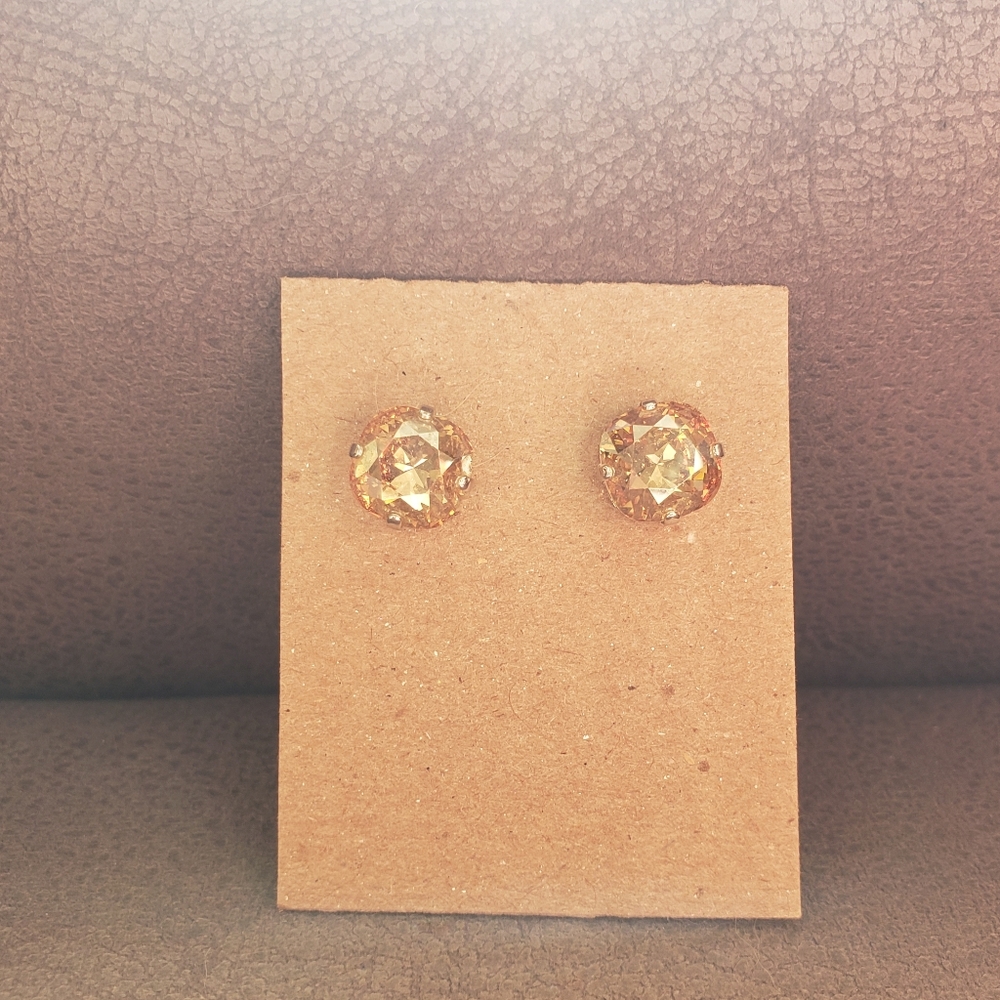 Vintage cushion cut Faceted champagne moissanite stud earrings - Picture 7 of 12